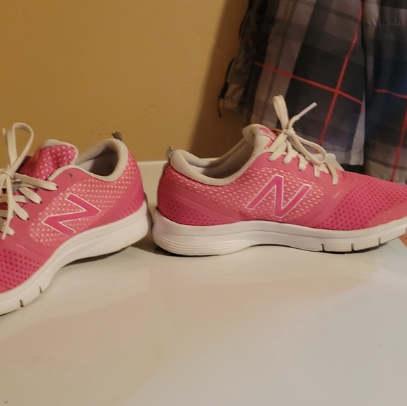 Balance Shoes Size 95 Clean 